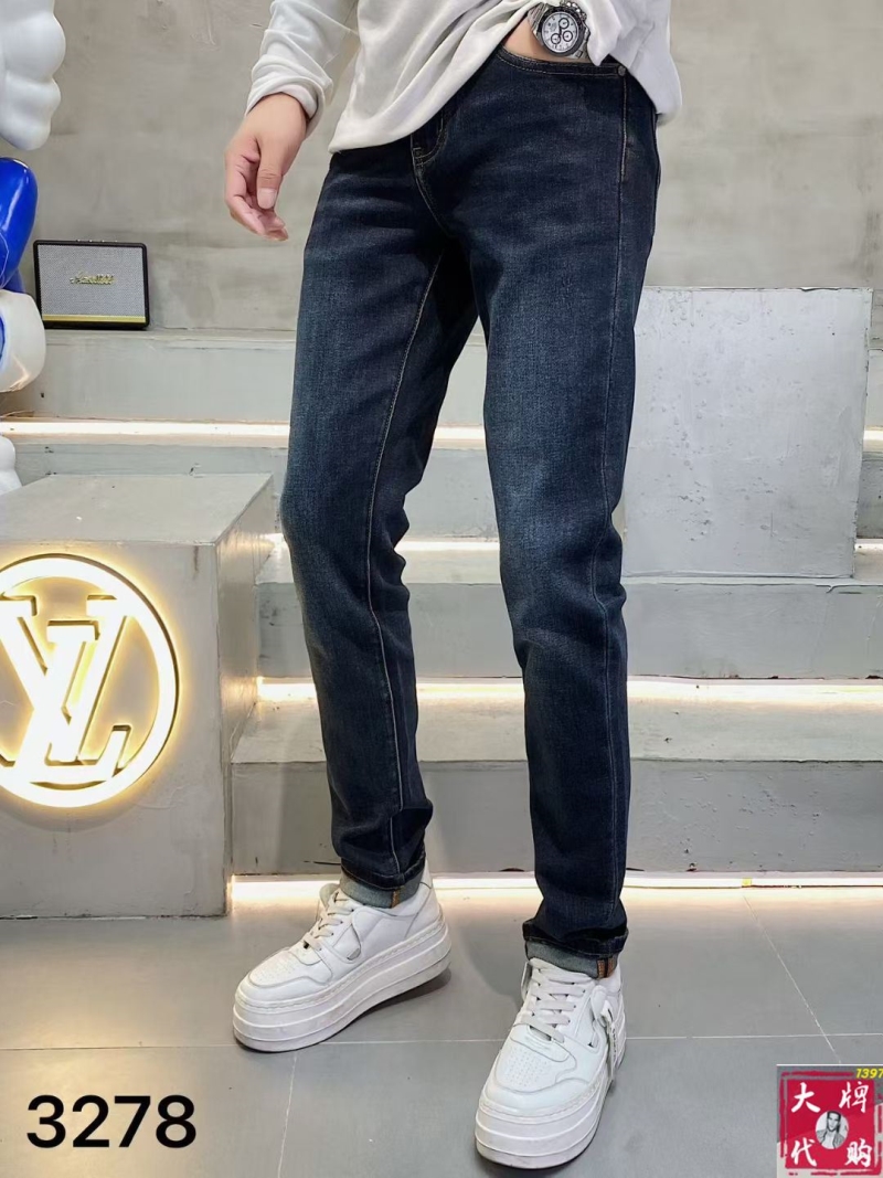 l0vis Vvtt0n jeans